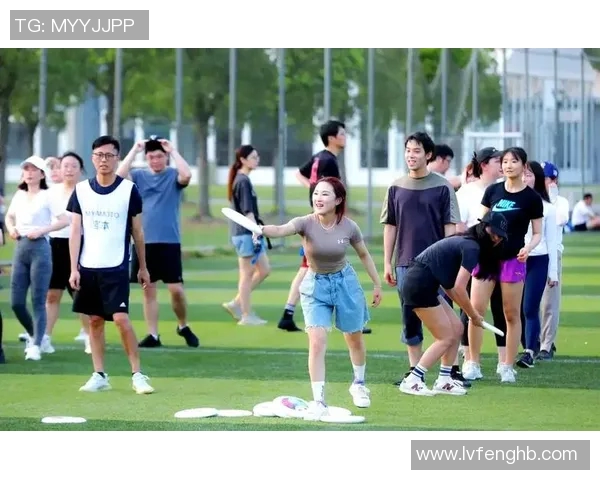 武汉飞盘队在比赛中创下新高经验排名引发广泛关注与讨论